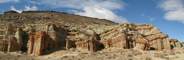 http://lh3.ggpht.com/_Vg4Ww7b2Uco/SSZjXCnYjzI/AAAAAAAADn0/IGN3KsguUv8/s1024/RedRockPano.jpg